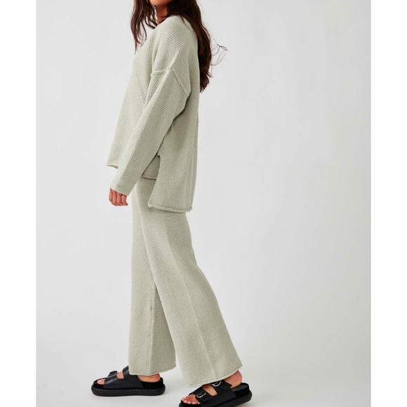 NWOT, ❤ , Free People Beach. "Hailee sweater - Picture 15 of 16